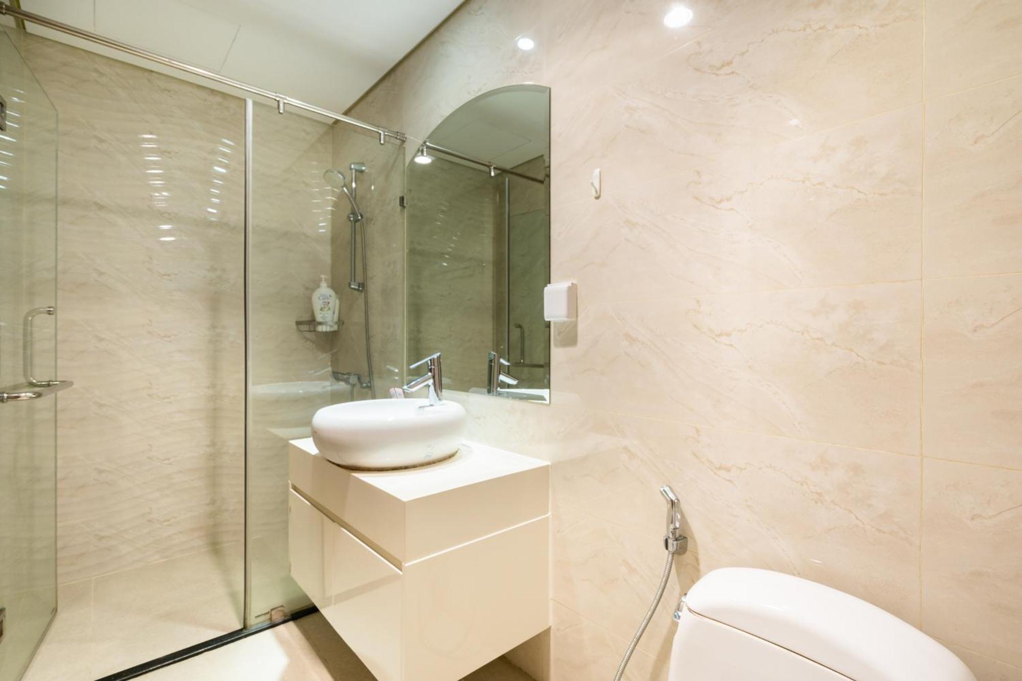 Vinhomes Central Park - Serviced Apartments Rental Ltd Хошимін Екстер'єр фото