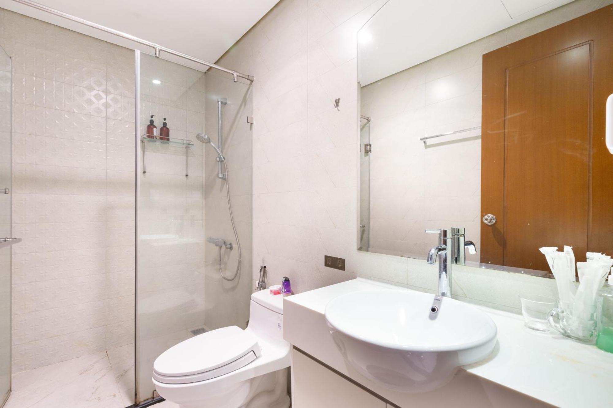 Vinhomes Central Park - Serviced Apartments Rental Ltd Хошимін Екстер'єр фото
