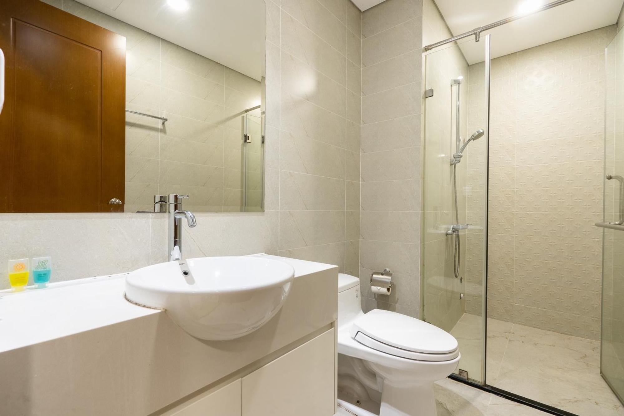 Vinhomes Central Park - Serviced Apartments Rental Ltd Хошимін Екстер'єр фото